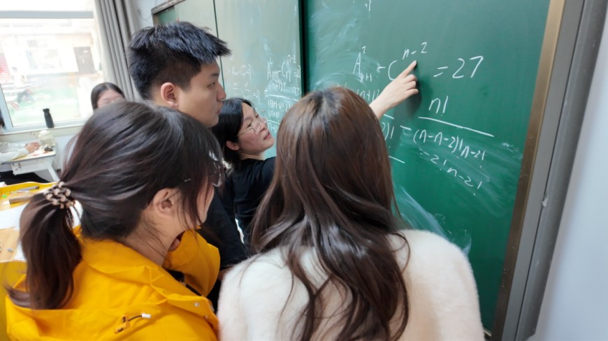 大理学大教育小初高全科一对一辅导寒暑假班火热招生